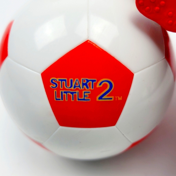 Vintage 2002 Stuart Little 2 Kids Meal Toy of Stuart Rolling on a Soccer Ball - Picture 5 of 6